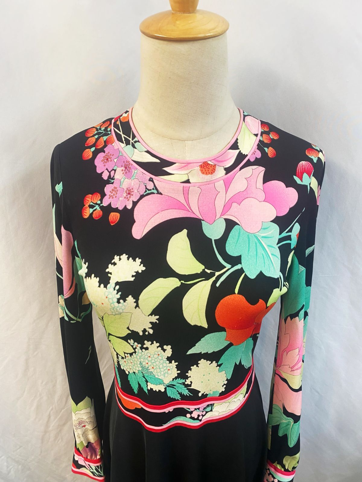 LEONARD レオナール フラワー 花柄 シルク ワンピース - メルカリ