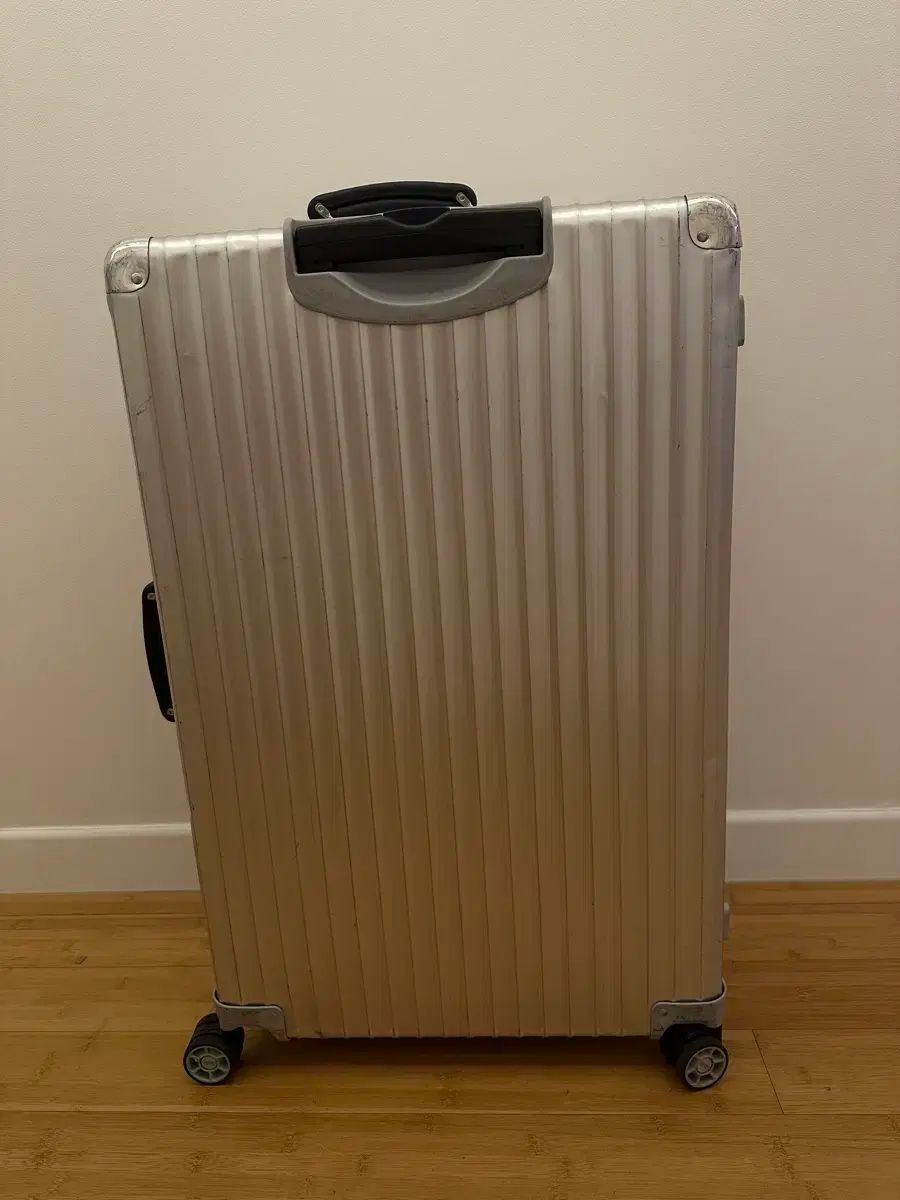 RIMOWA シルバー 35L スーツケース RIMOWA サルサ 35L 2輪 機内持込可