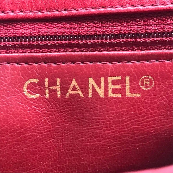 シャネル マトラッセ ラムスキン ウエストポーチ ボディバッグ ココマーク CHANEL - CHANEL ウエストバッグ ココマーク マトラッセ レザー