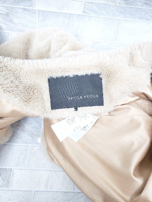◇ YECCA VECCA イェッカ ヴェッカ フェイクファー ノーカラー