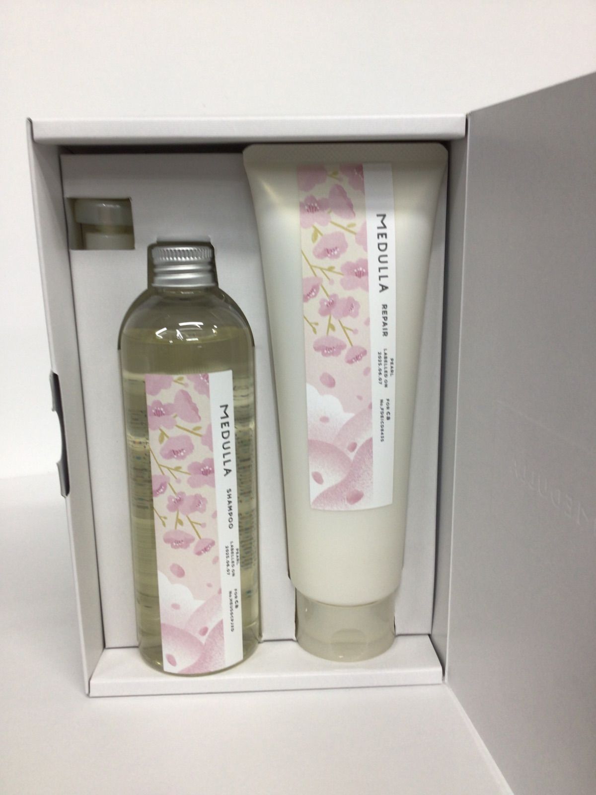 MEDULLA パーソナライズシャンプー リペア FLOWER 2セット MEDULLA パーソナライズシャンプー リペア FLOWER 2セット MEDULLA