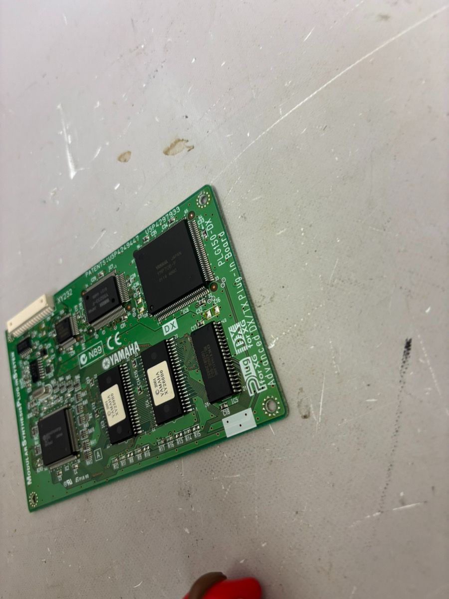 【美品】ヤマハ PLG150-DX YAMAHA プラグインボード・FM音源 美品】ヤマハ PLG150-DX YAMAHA プラグインボード・FM音源