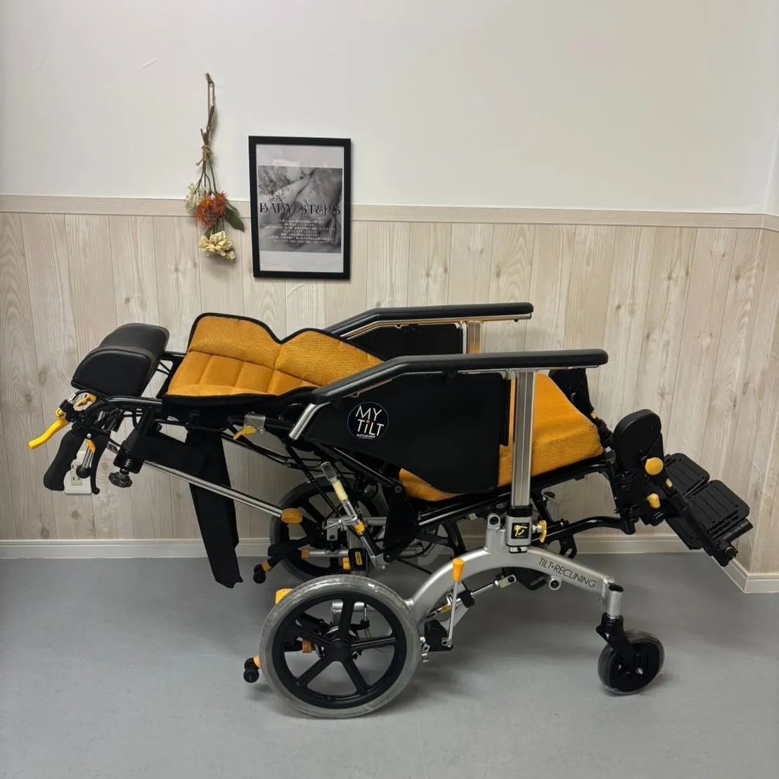MH-CR3D マイチルトコンパクト 松永製作所 介助式車椅子 ノーパンク