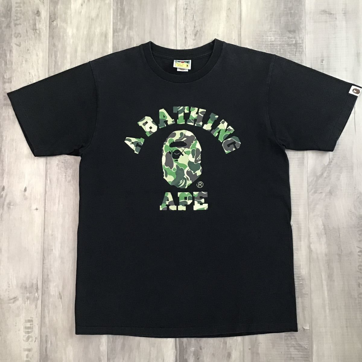 BAPE × KAWS コラボ Tシャツ M ☆激レア☆ kaws × bape chum Tシャツ Sサイズ a bathing ape