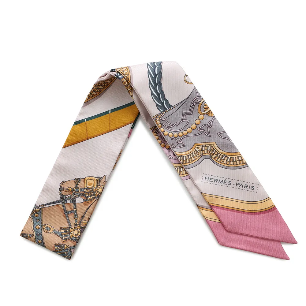 ☘️新品未使用☘️ HERMES ツイリー　グランアパラ 楽天市場】【未使用】HERMES エルメス Grand Apara グラン アパラ