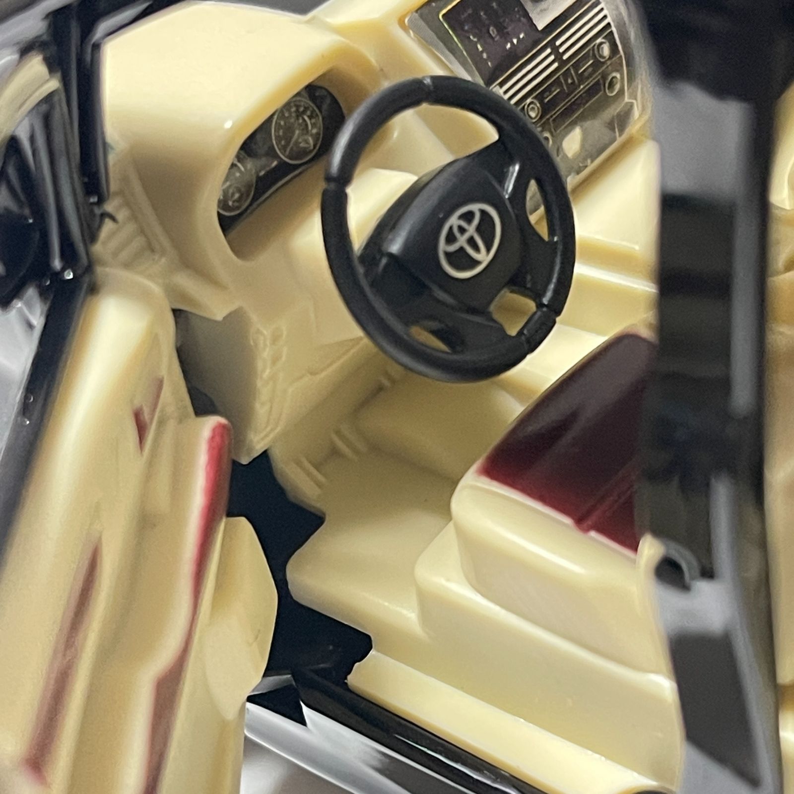 24 ダイキャストカー