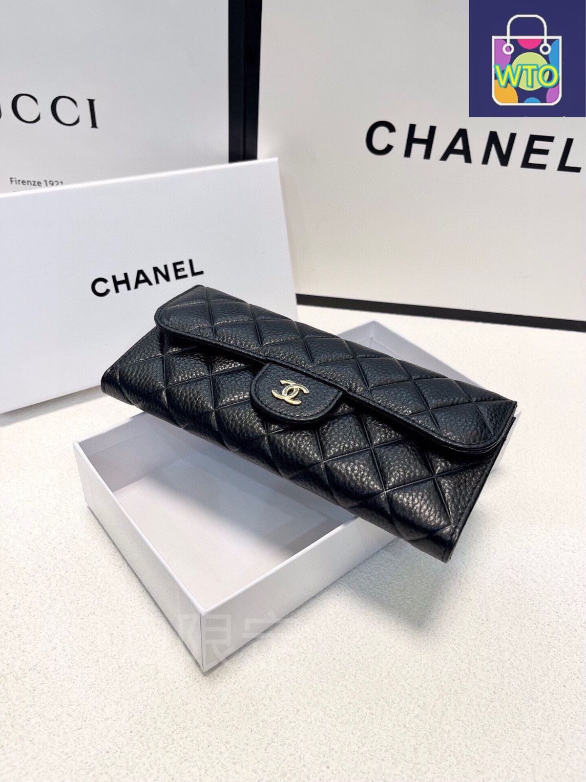 【25S☆開けても可愛い！】CHANEL 二つ折りウォレット 上品 スモール レザー グッズ | CHANEL