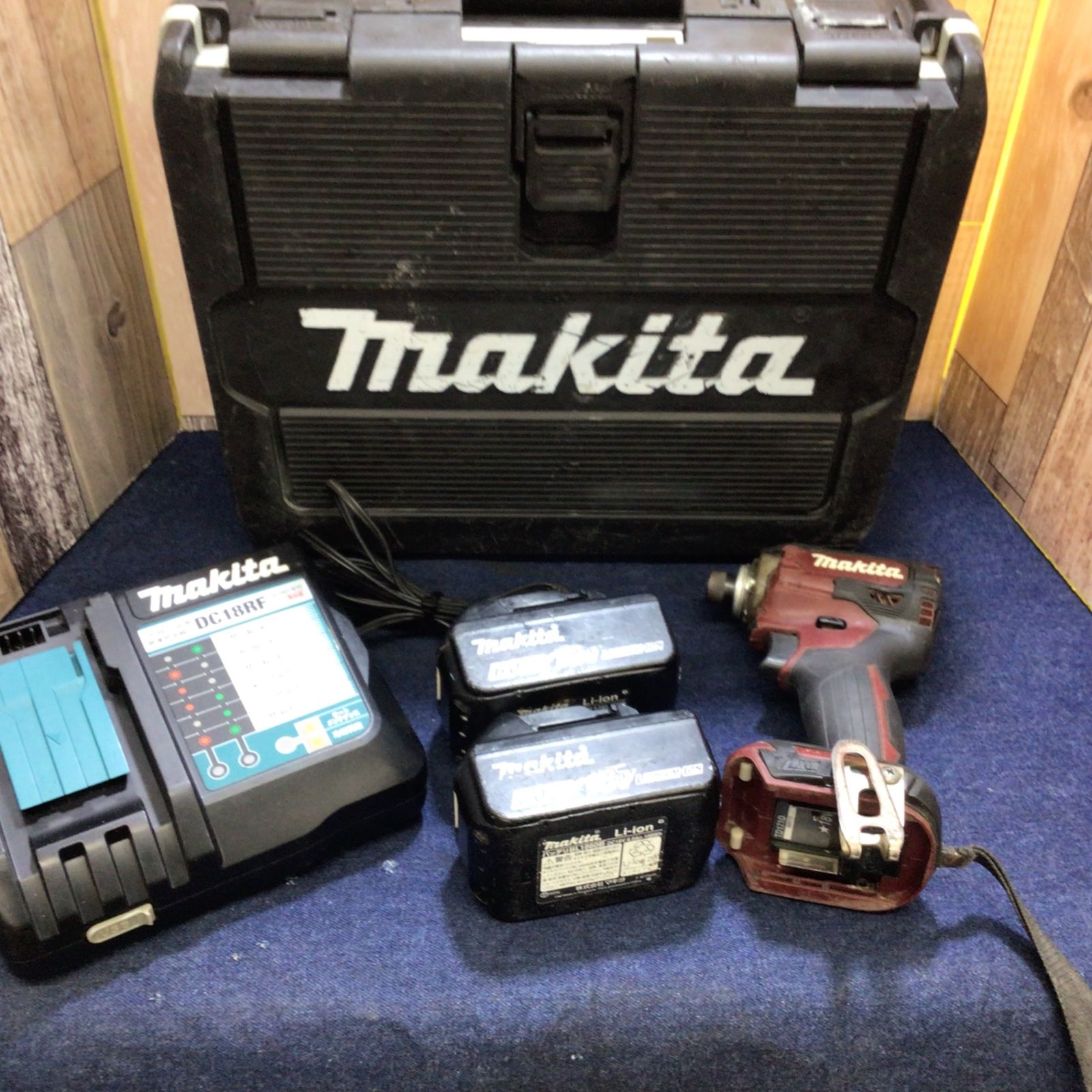 マキタ(makita) コードレスインパクトドライバー TD171DGXAR【八潮店】