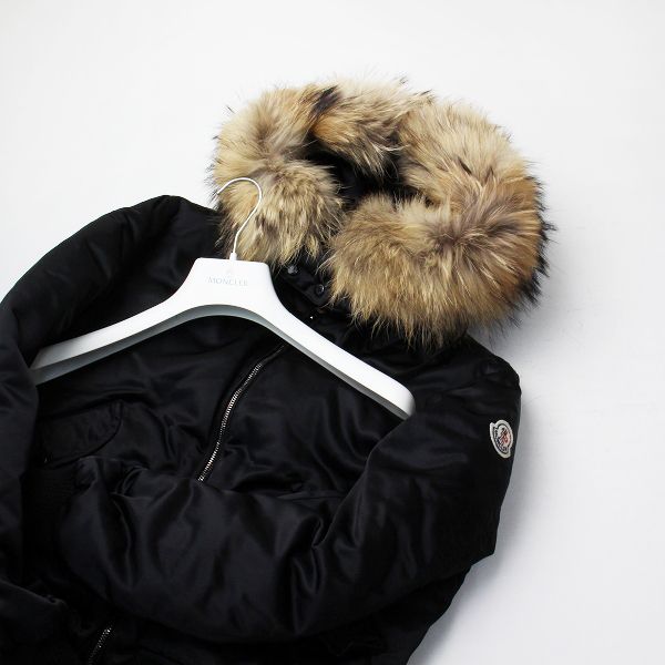 MONCLER ファーダウンジャケット EULIMENE 超美品 MONCLER ファーダウンジャケット EULIMENE 超美品