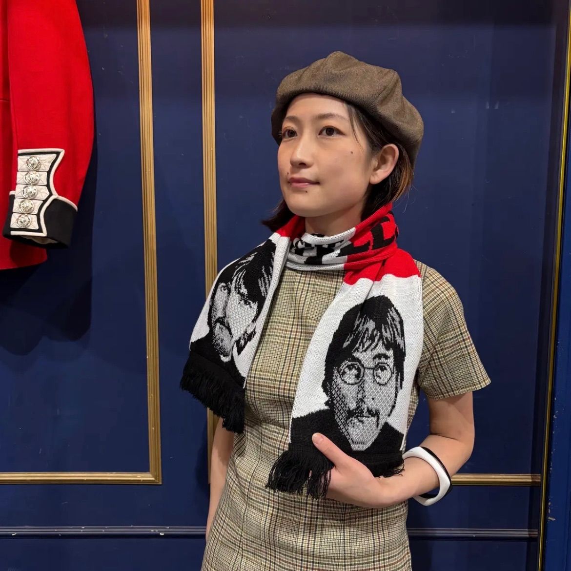 マフラー The Beatles ビートルズ レトロ リバプール スカーフ - メルカリ