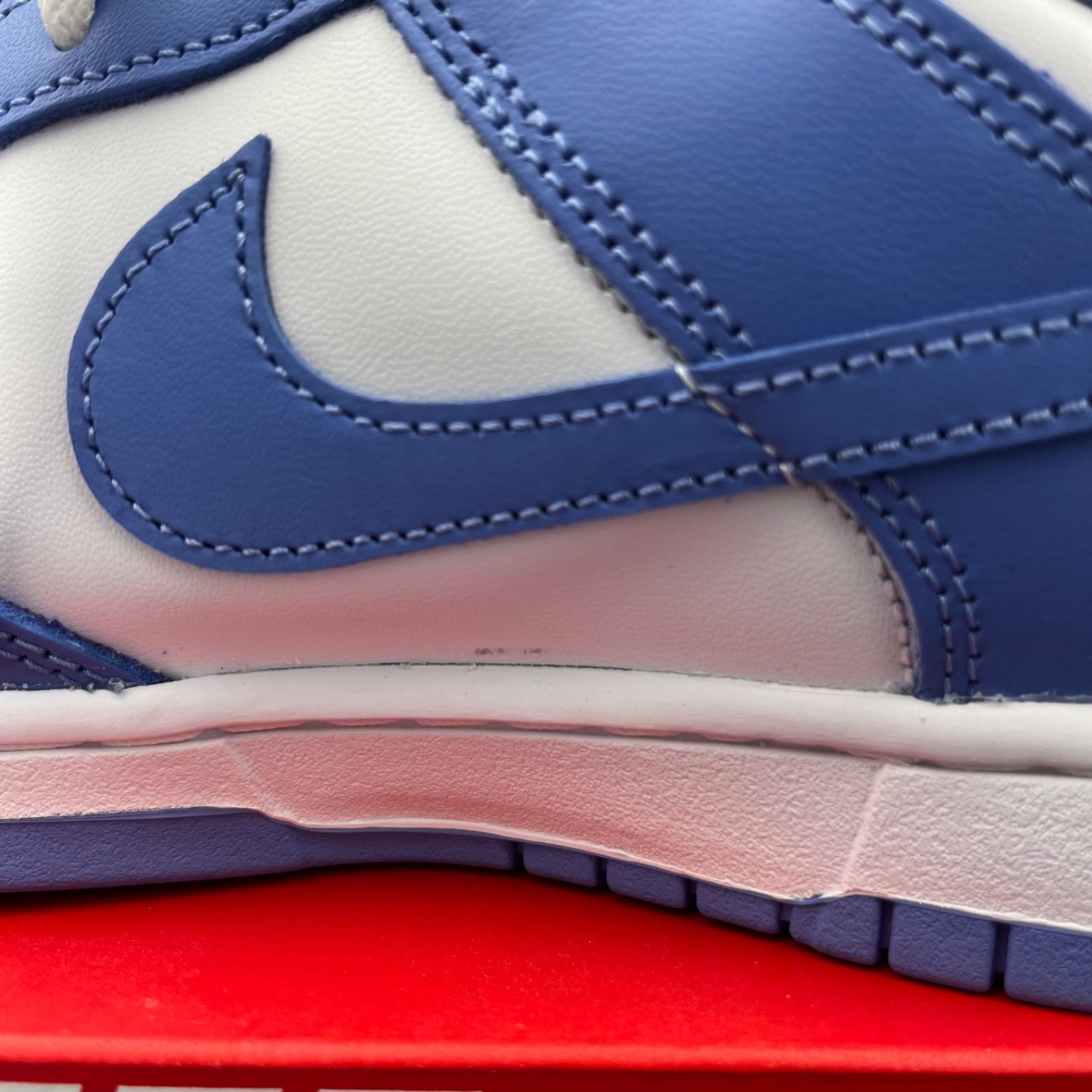 訳あり 新品/左右側面に擦れ傷あり】27.5cm Nike Dunk Low Retro
