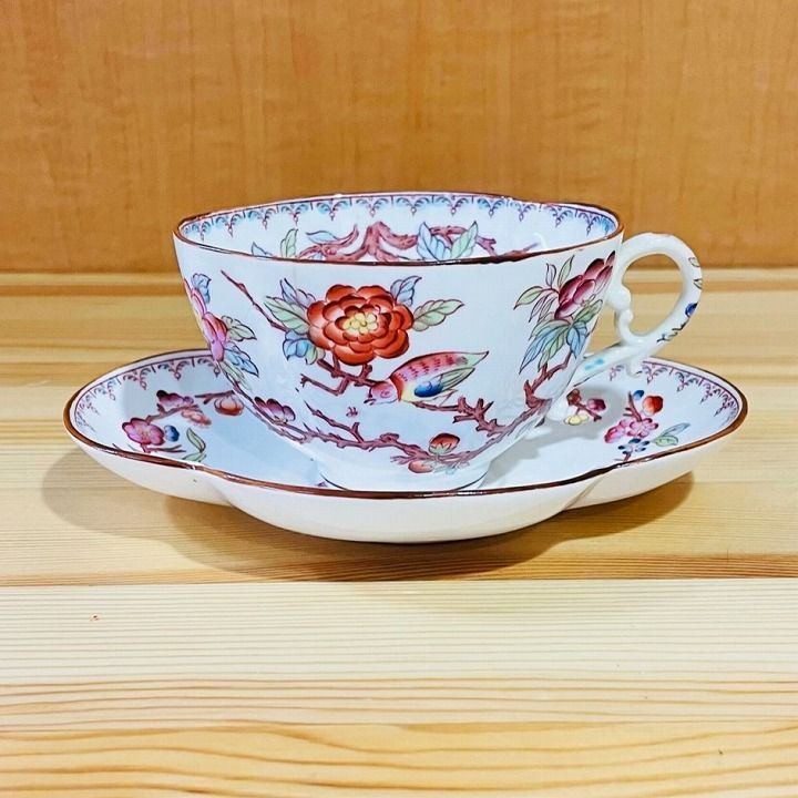 サルグミンヌ ミントン 花型 ティーカップ&ソーサー ヒビあり サルグミンヌ ミントン 花型 ティーカップ&ソーサー ヒビあり