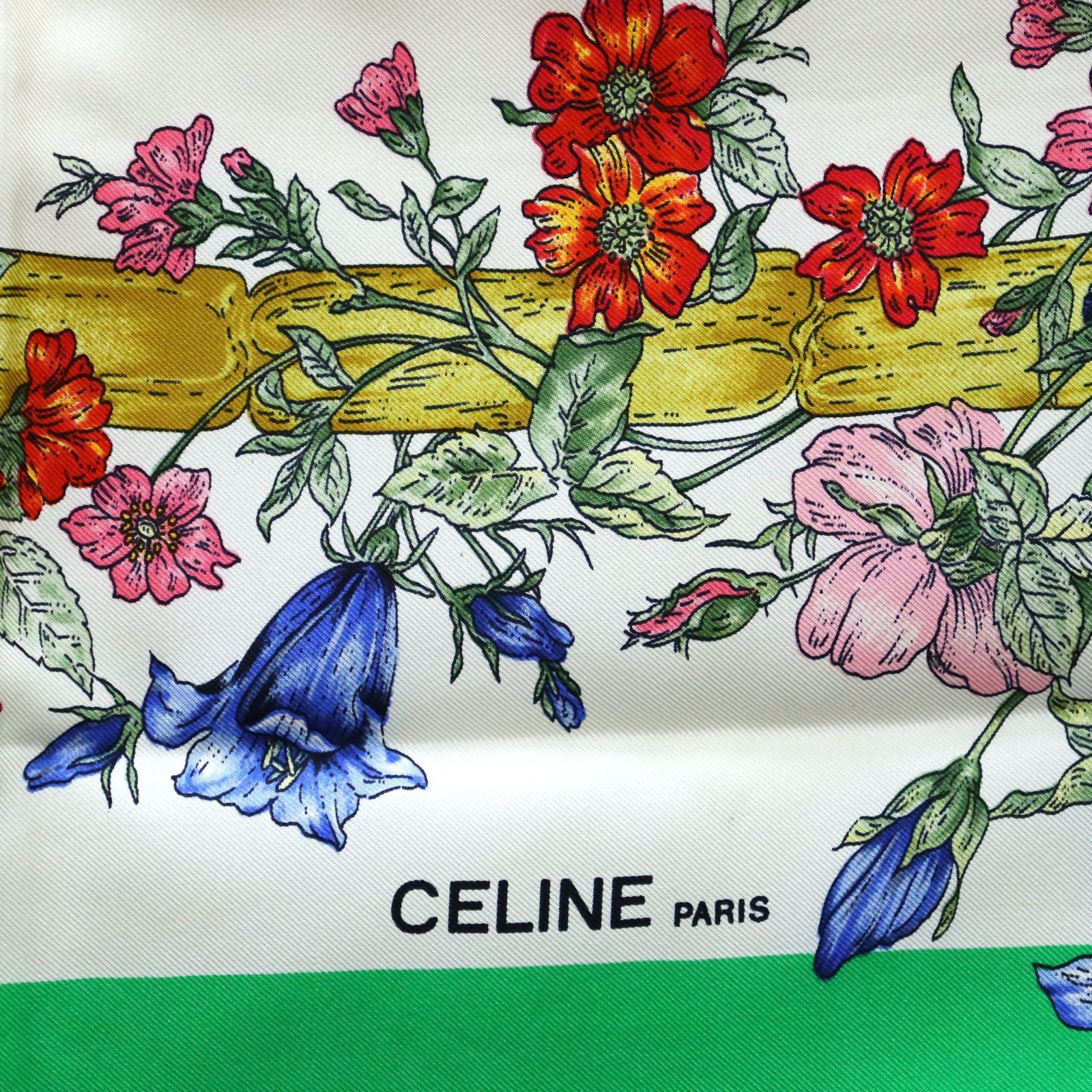 CELINE セリーヌ 花と鳥のプリント 大判スカーフ ネイビー CELINE セリーヌ 花と鳥のプリント 大判スカーフ ネイビー 大判シルク