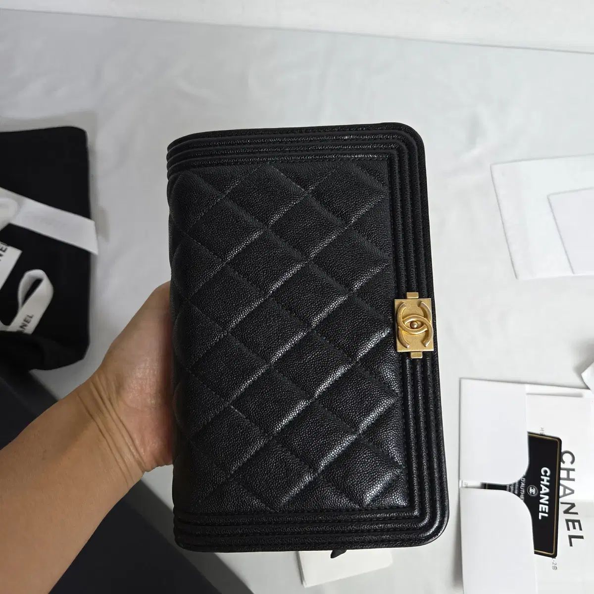 シャネル WOC キャビア ブラック ゴールド