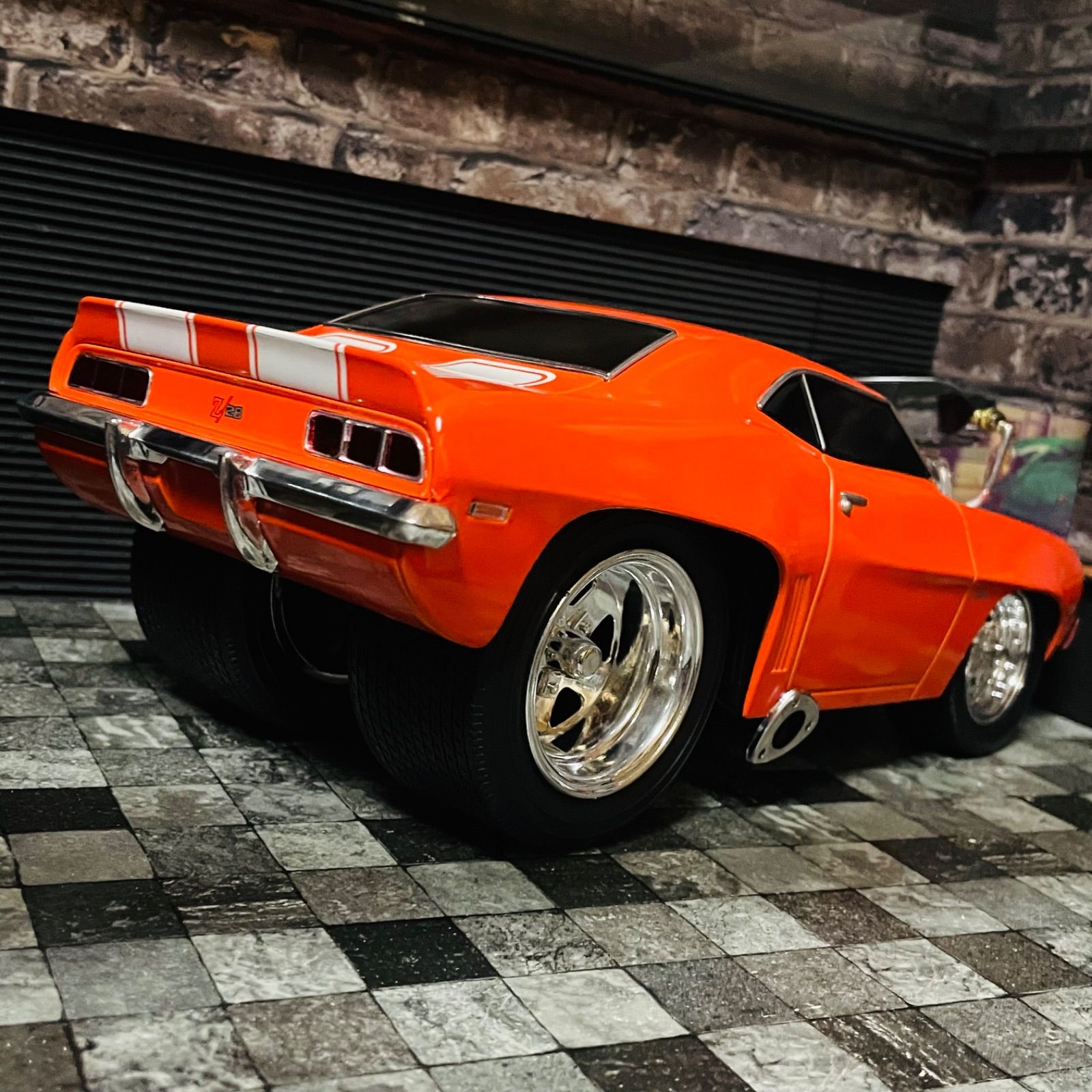 国内未入荷 1/18 MUSCLE MACHINES シボレー カマロ Z28 '69