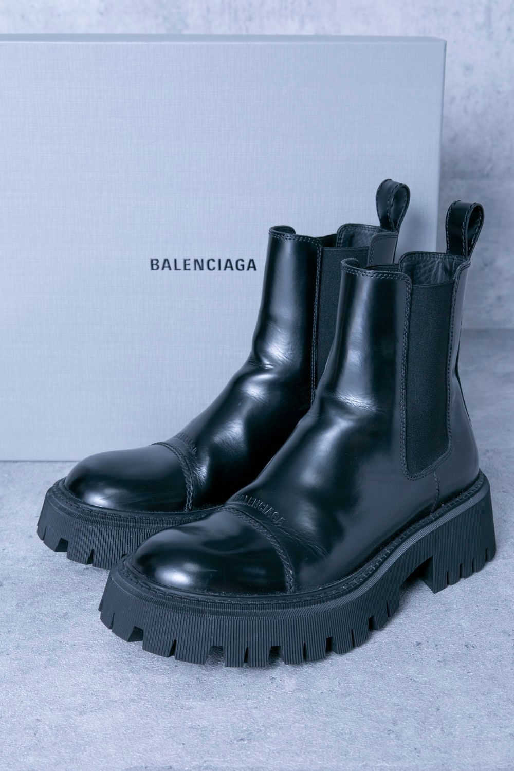 BALENCIAGA トラクター ブーツ 20MM 厚底 サイドゴア ブラック-