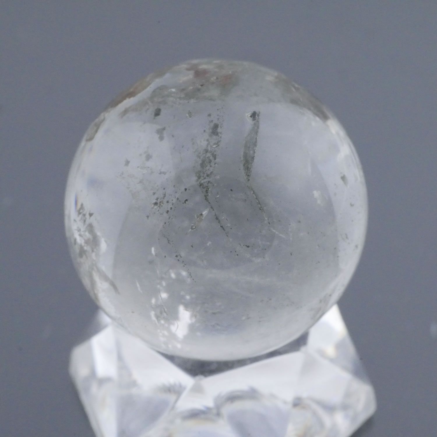 ガーデンクォーツ 庭園水晶 丸玉 31.5mm 43.3g 天然石 置物 高品質