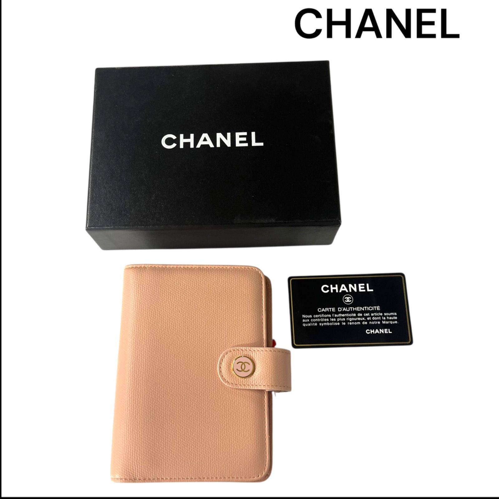 【蔵出・レア・美品】シャネルCHANELマトラッセキャビアスキンB6システム手帳 CHANELのフリマアイテム一覧