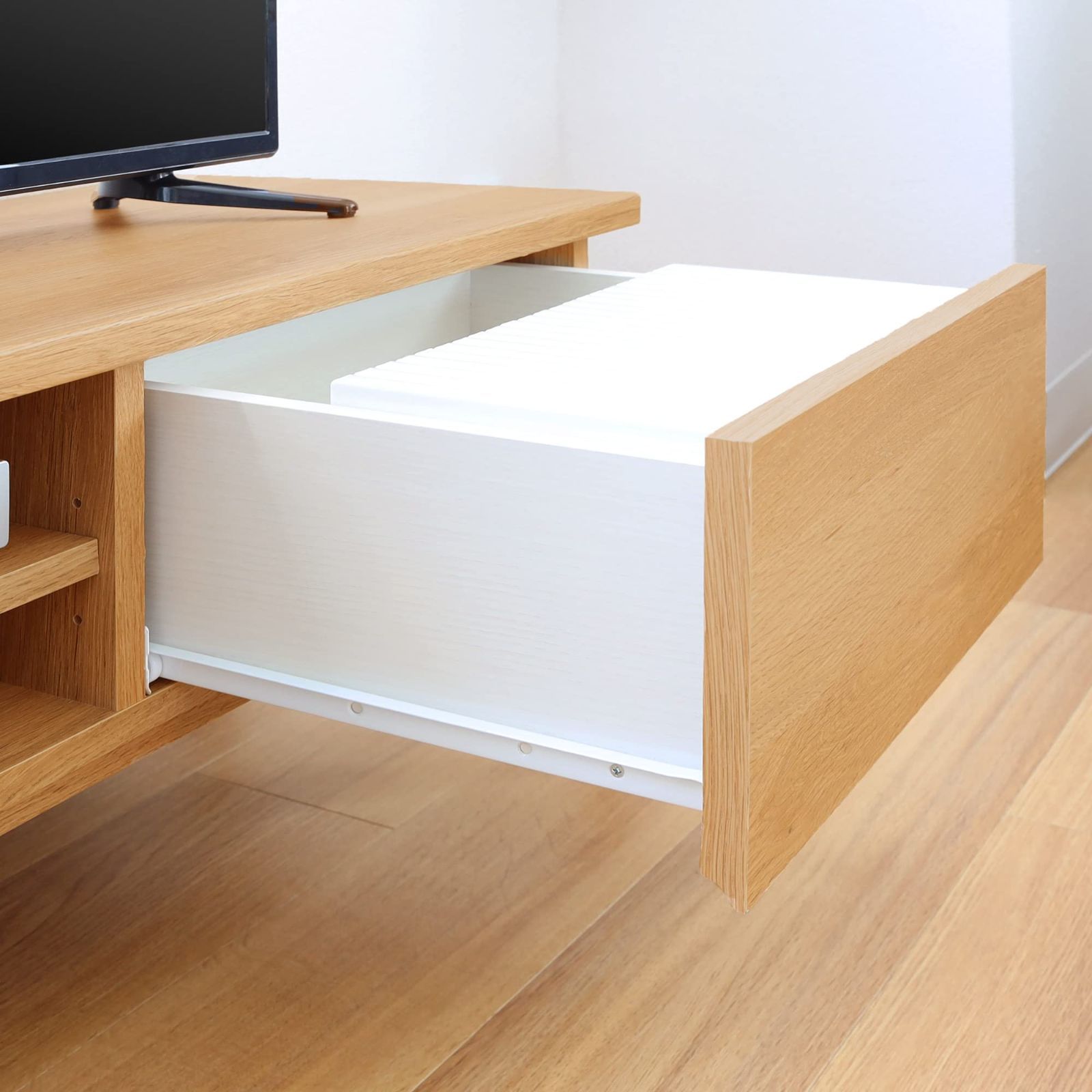 ゲーム機 DVDなどをたっぷり収納できる