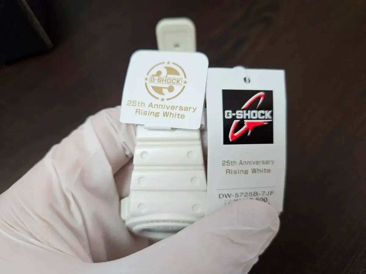 7JF