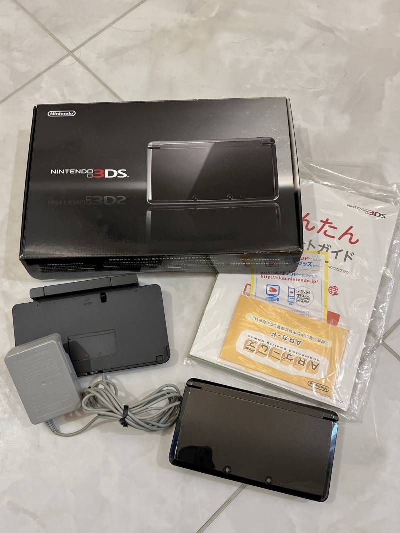 Nintendo 3DS CTR-001 コスモブラック み 付