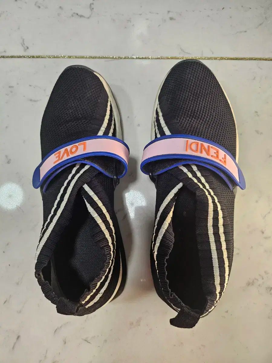 FENDI(フェンディ) スニーカーズ 38