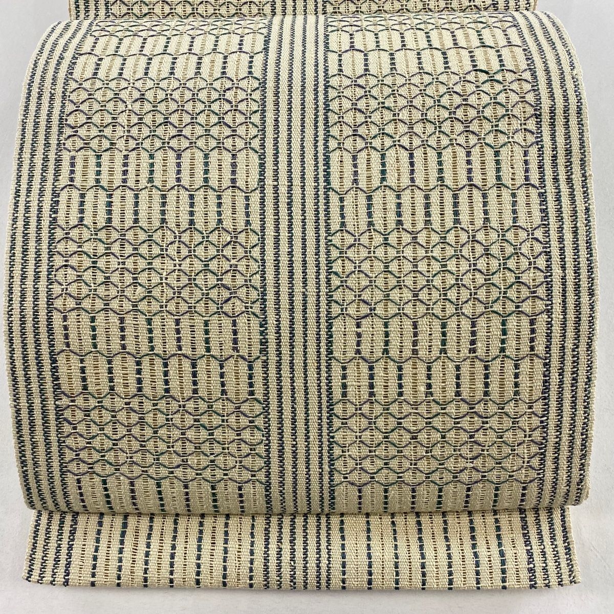 名古屋帯 秀品 松葉仕立て 八寸名古屋帯 縞 幾何学模様 ベージュ 正絹