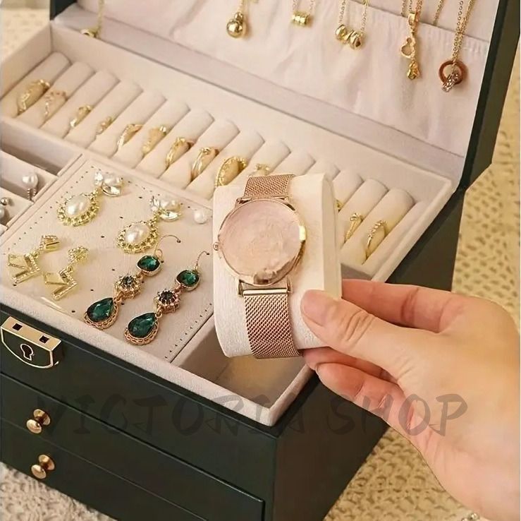 新しい未使用 アクセサリーボックス ジュエリーボックス 3段 鍵
