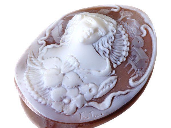 貴婦人　シェル　カメオ　ルース ジュエリー極】アンティーク 綺麗な貴婦人の彫刻 高級シェルカメオ