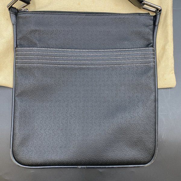 G0822 LOEWE ロエベ ショルダーバッグ サコッシュ メンズ G0822 LOEWE ロエベ ショルダーバッグ サコッシュ メンズ