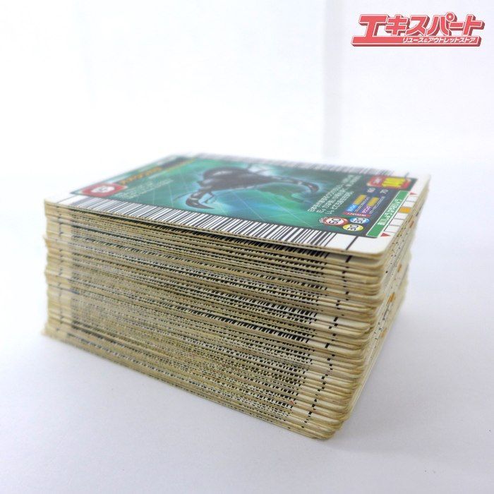 大量 甲虫王者ムシキング カード アダ―コレクション 金文字 他 大量 甲虫王者ムシキング カード アダ―コレクション 金文字 他