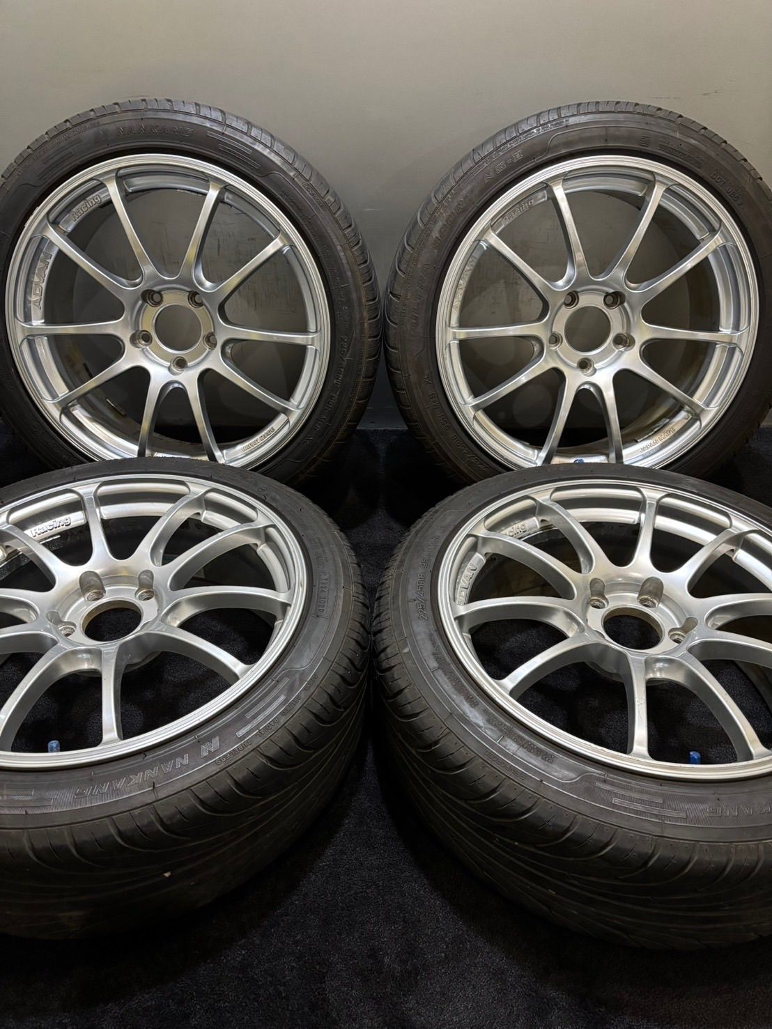 良品 デリカD5 ジャスパー JASPER 純正ホイールタイヤセット 2025年