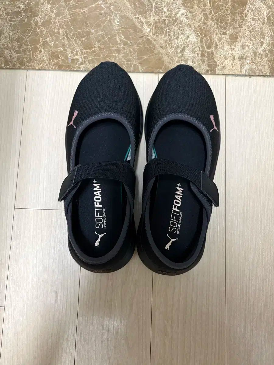 プーマ メリージェーン バレエ ソフトライダー ブラック GOLD 309900-01