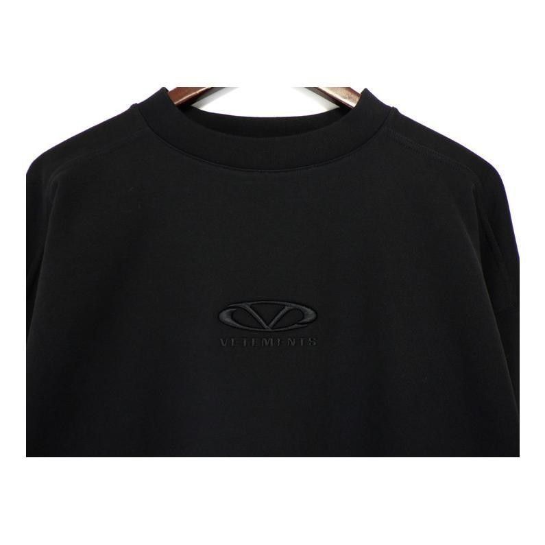 vetements ヴェトモン　トレーナー VETEMENTS(ヴェトモン) BIGロゴトレーナー（スウェット