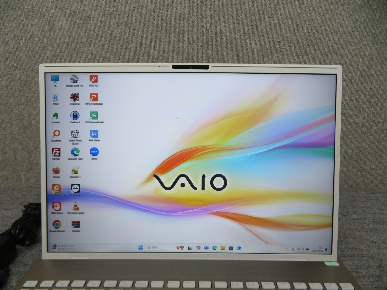 【超速13th i7・32GB・SSD増量1TB】◆ SONY VAIO F16 VJF1618 / 16型 ◆ Core i7-1355U [超速12スレッド] /高速 1TB SSD / メモリ32GB ◆ Windows 11 Pro /サービス 正規 Office ◆ 到着後すぐに使える ACアダプター付き 超速13th i7・32GB・SSD増量1TB】◇ SONY VAIO F16 VJF1618 / 16