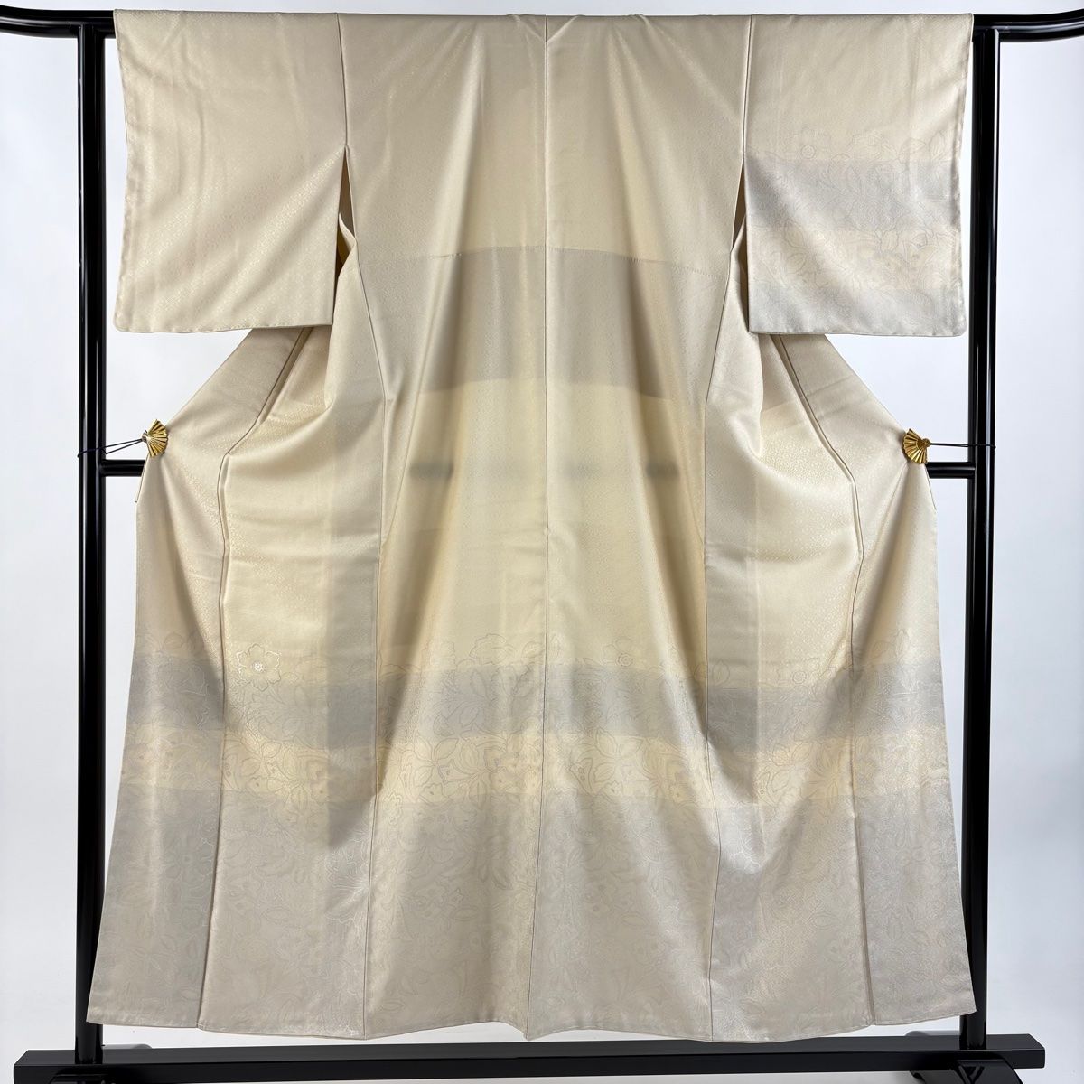 付下げ 身丈155cm 裄丈63cm S 袷 草花 縞 刺繍 銀糸 ベージュ 正絹