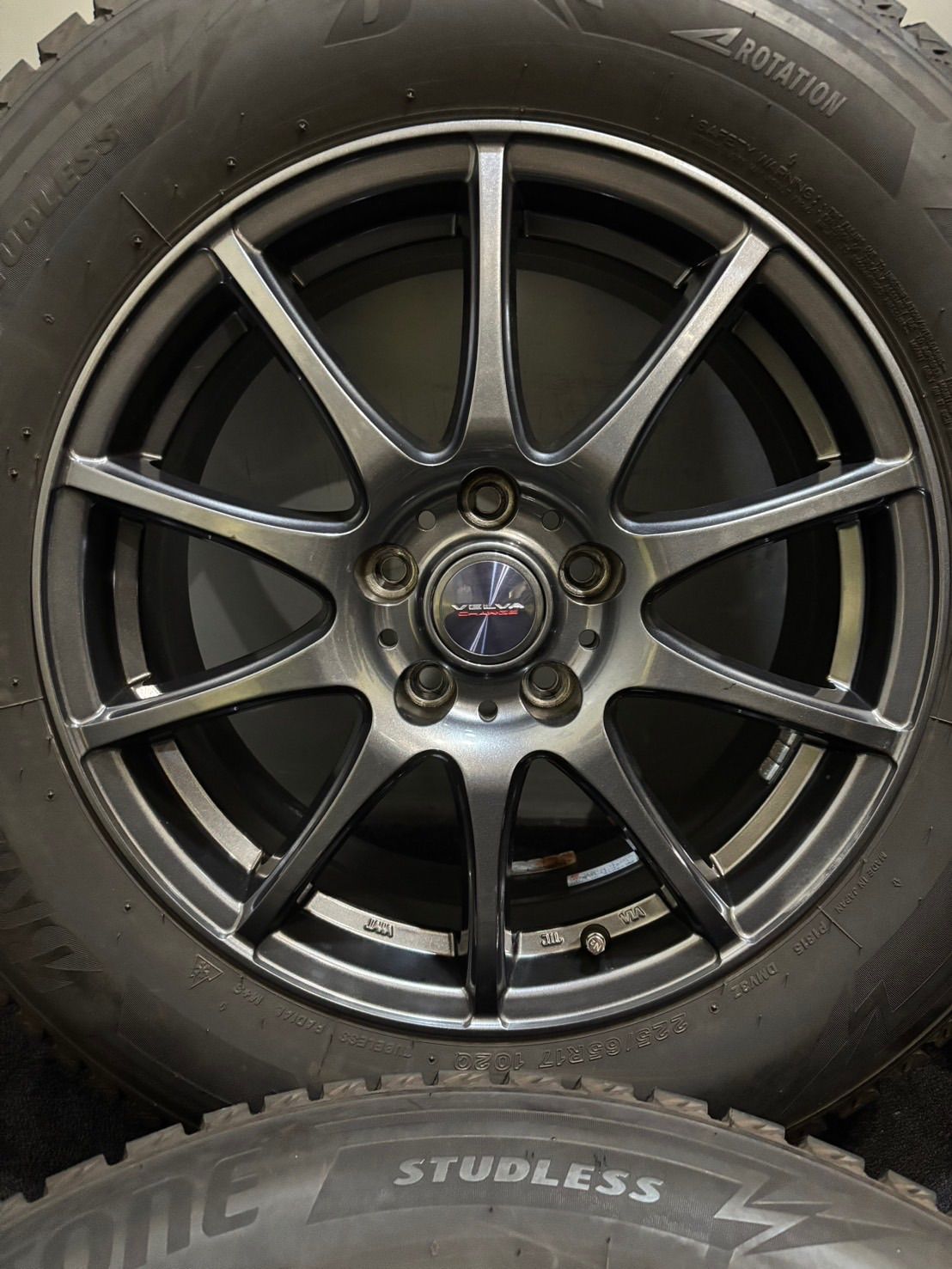 225|65R17 BRIDGESTONE|DM-V3 21年製 VELVA 17インチ 7J 40 114.3 5H スタッドレス 4本 ハリアー RAV4 2-K434