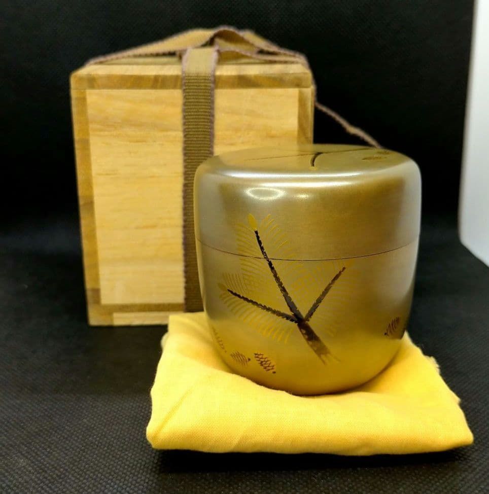 銀ため松 銀地 松絵中棗 黄布 茶道具