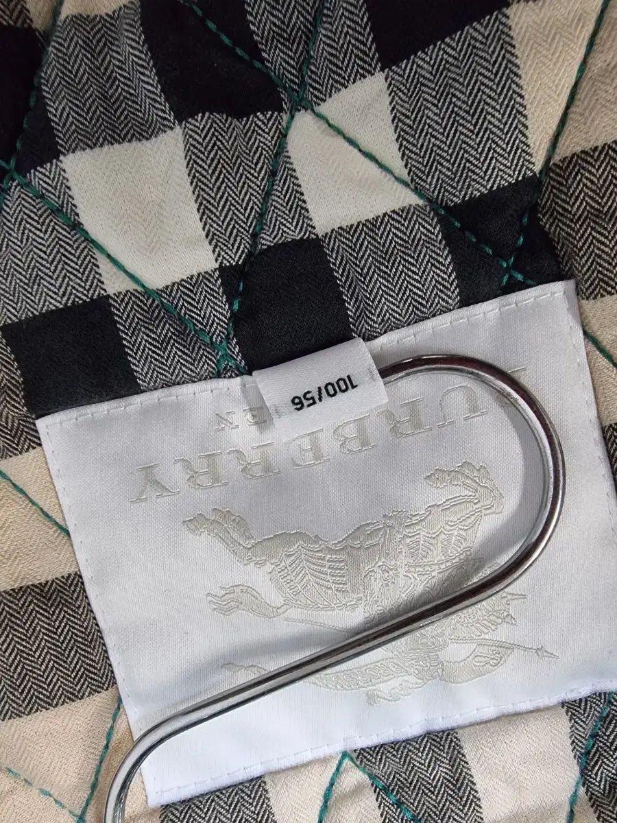 BURBERRY BRIT 　バーバリー　 キルティングベスト　XL BURBERRY BRIT バーバリー キルティングベスト XL 楽天市場