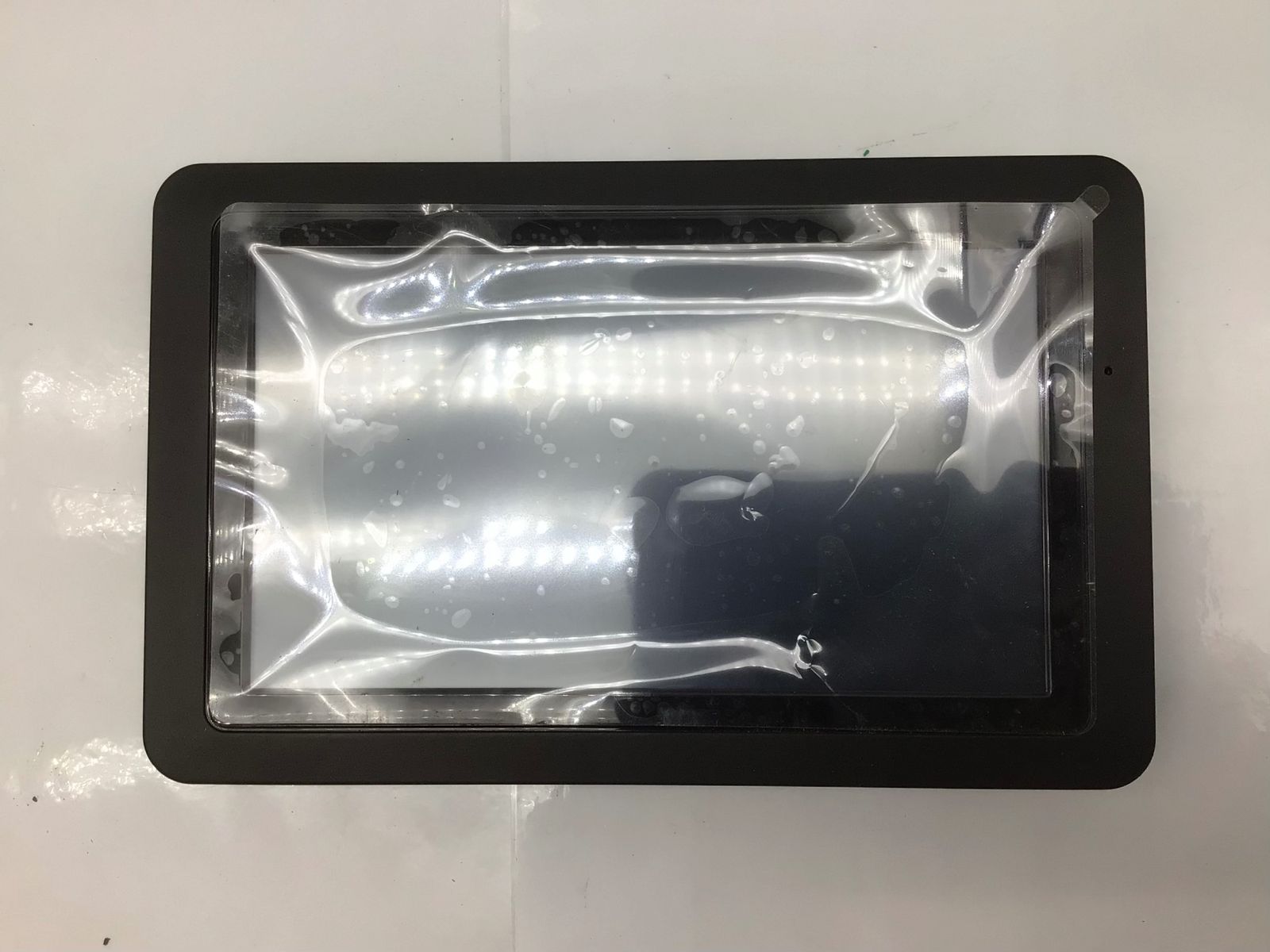 品 〇サンワサプライ 防犯カメラ4台 モニタ-1台セット 400-CAM075-2×1セット 400-CAM075UTC×2 ITD47PU2AB0G エコツール知立店 M02