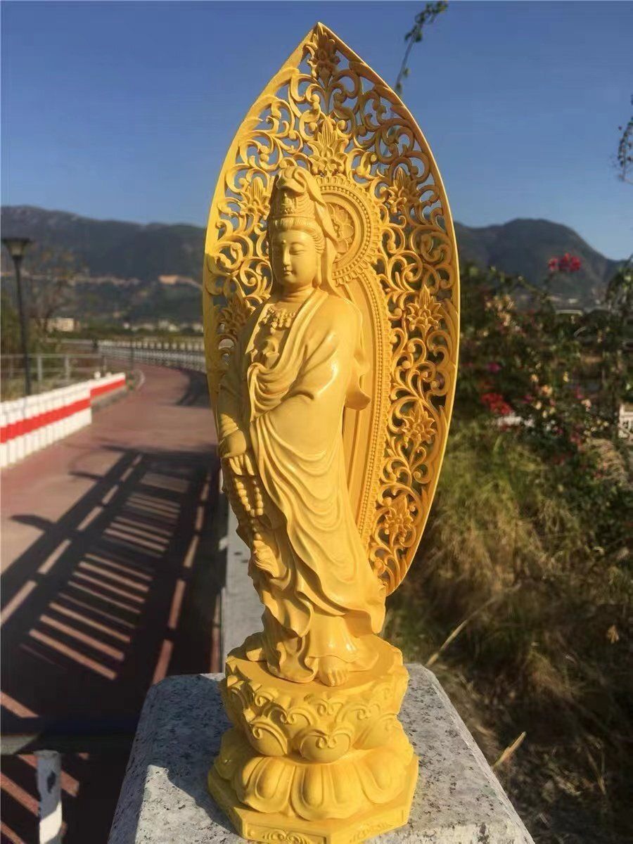 木製琵琶　ビワ　彫刻装飾付き　送料無料 木彫り 仏像 文殊菩薩 普賢菩薩座像一式 彫刻 一刀彫 天然木檜材 F