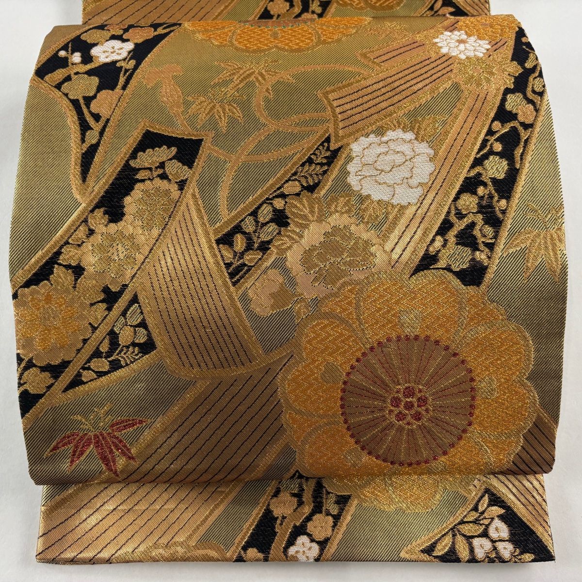 袋帯 美品 秀品 振袖向き 束ね熨斗 花 箔 金色 六通 正絹 【中古