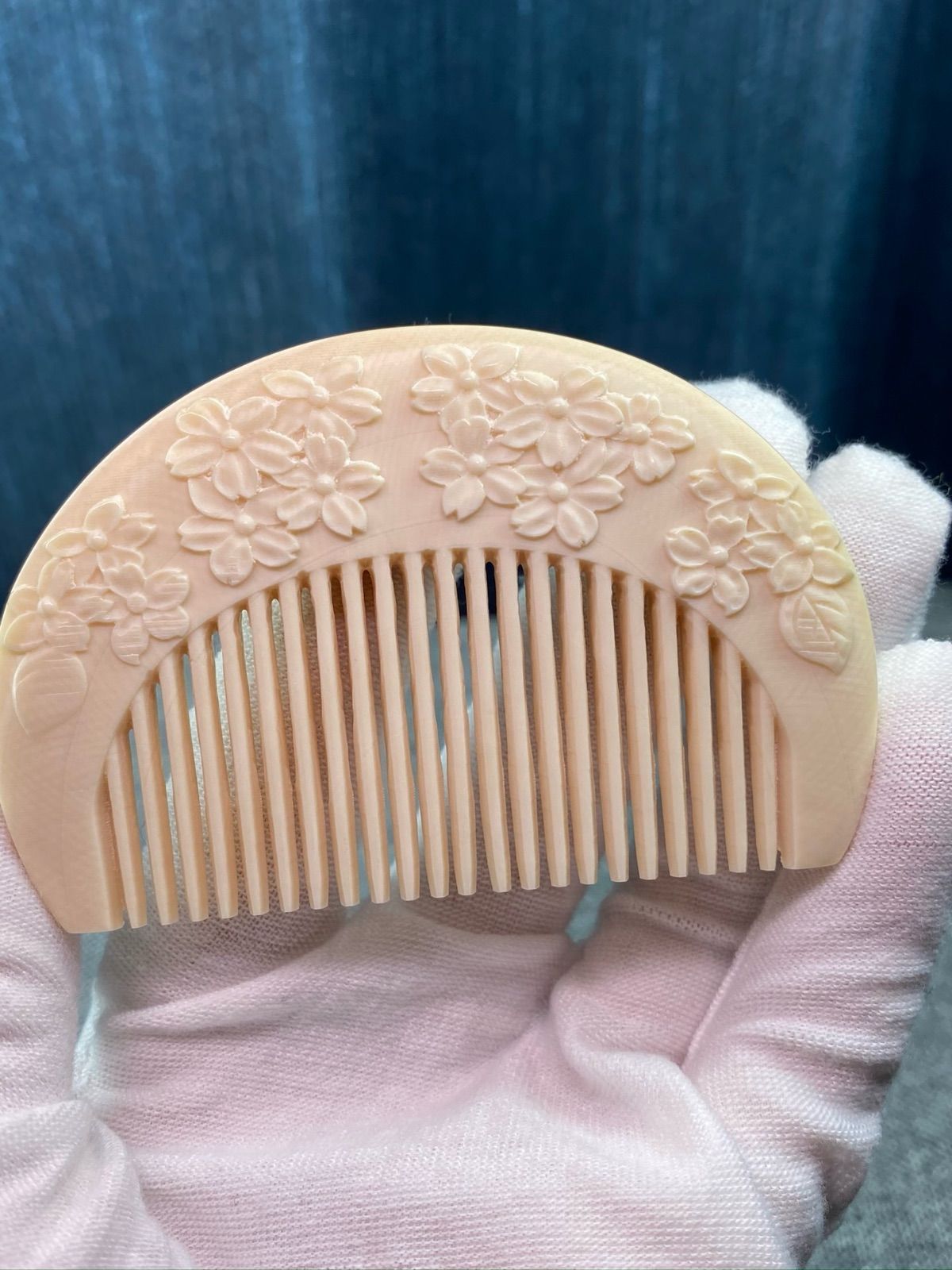 ヘアケア 天然マンモス牙美しい手作り彫刻 一櫛百順 髪の櫛