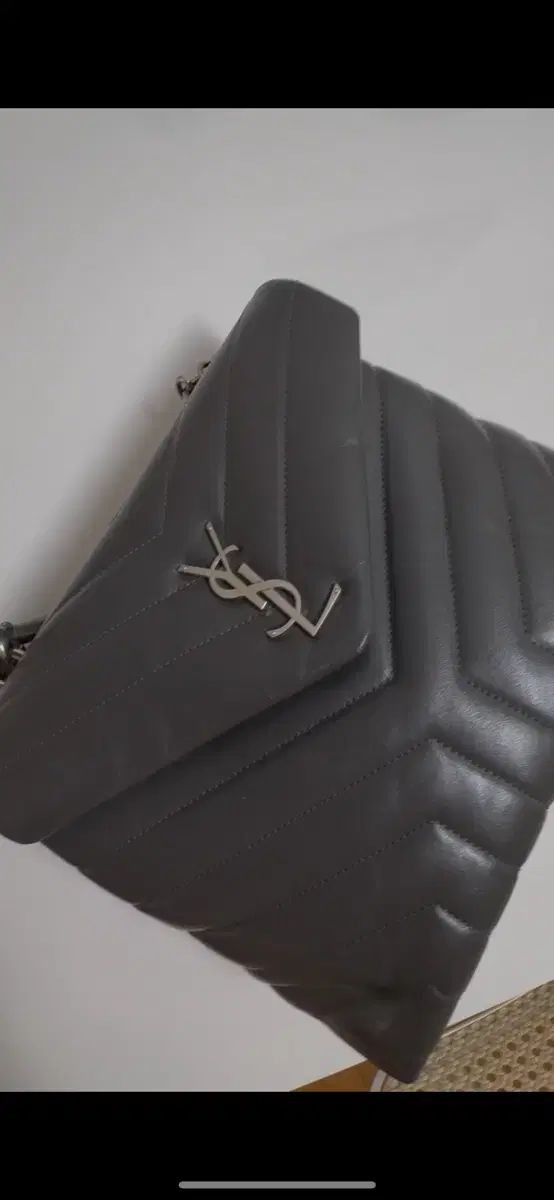 YVES SAINT LAURENT イヴ サンローラン Saint Laurent サンローラン バッグ クロスバッグ クラッチバッグ