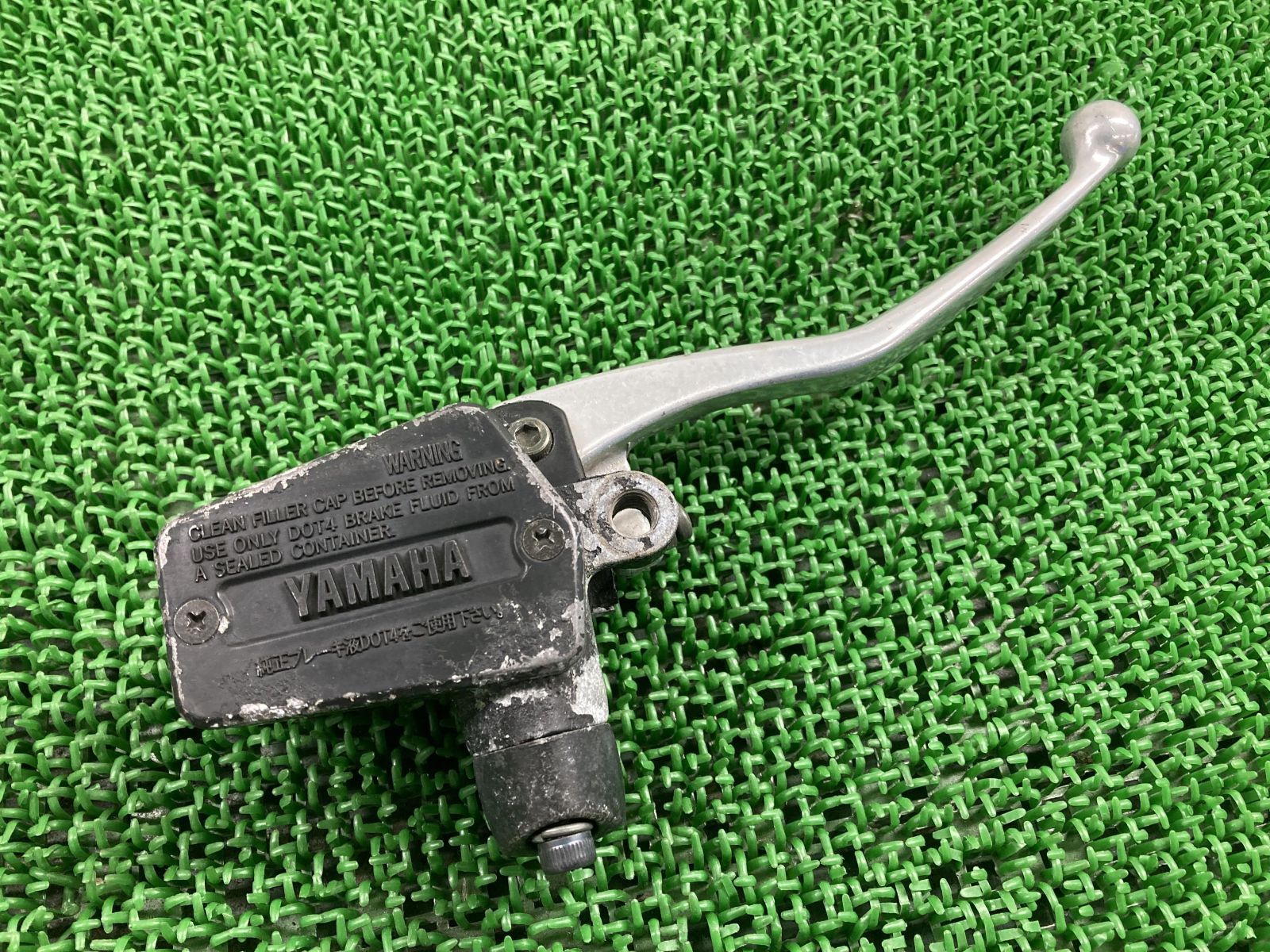 V-MAX フロントブレーキマスター ヤマハ 純正 中古 バイク 部品 VMAX1200 割れ欠け無し ブレーキレバー シリンダー径5 8 車検 Genuine