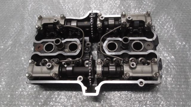 GSX400インパルス GK7CA-100xxx の シリンダーヘッド :#1744764763