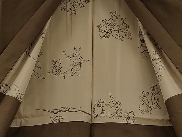 平和屋着物●極上 男性 石川県指定無形文化財 牛首紬 白山工房 手織り アンサンブル 樺茶色 羽裏：鳥獣戯画 反端付き 正絹 逸品 CAAT9296dy 平和屋着物○極上 男性 石川県指定無形文化財 牛首紬 白山工房 手織り