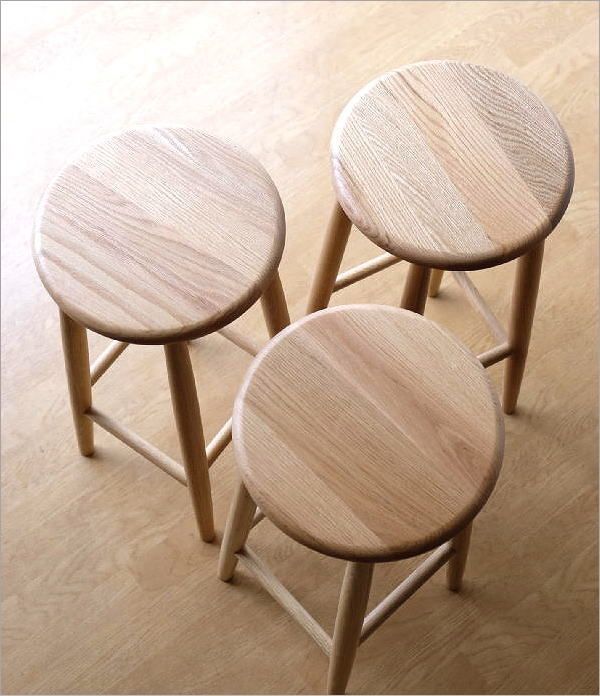 シンプル ナチュラルウッドのハイスツール