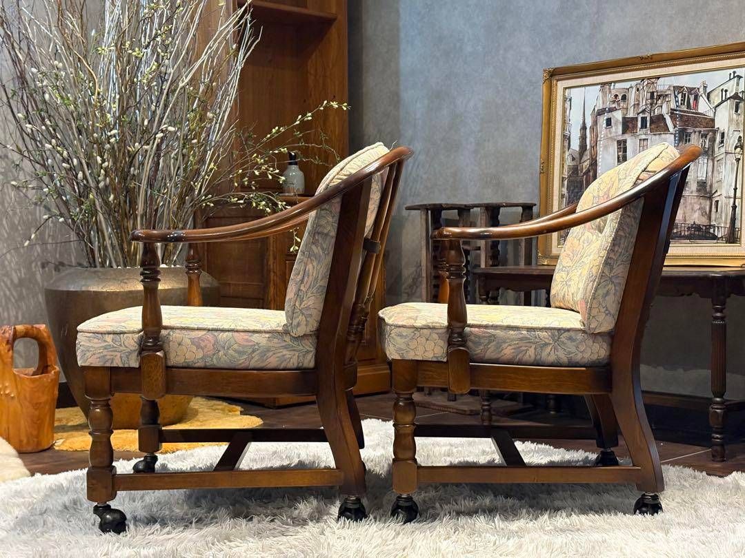 ②karimoku カリモク アームチェア ダイニングチェア キャスター