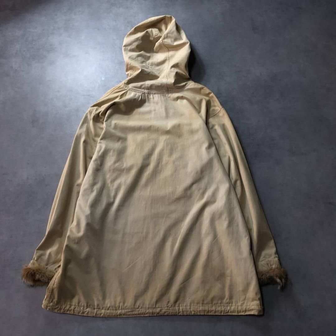 プルオーバーパーカー